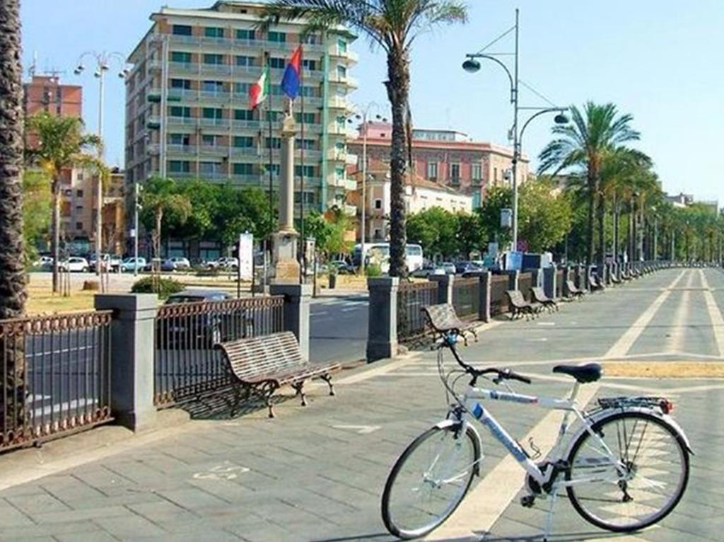 Your Home In Town Catane Extérieur photo